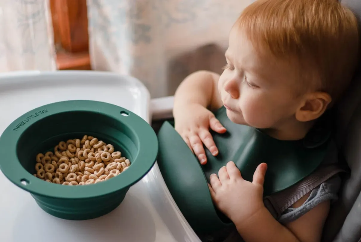 Forest Green Silicone Bib with Crumb Catcher